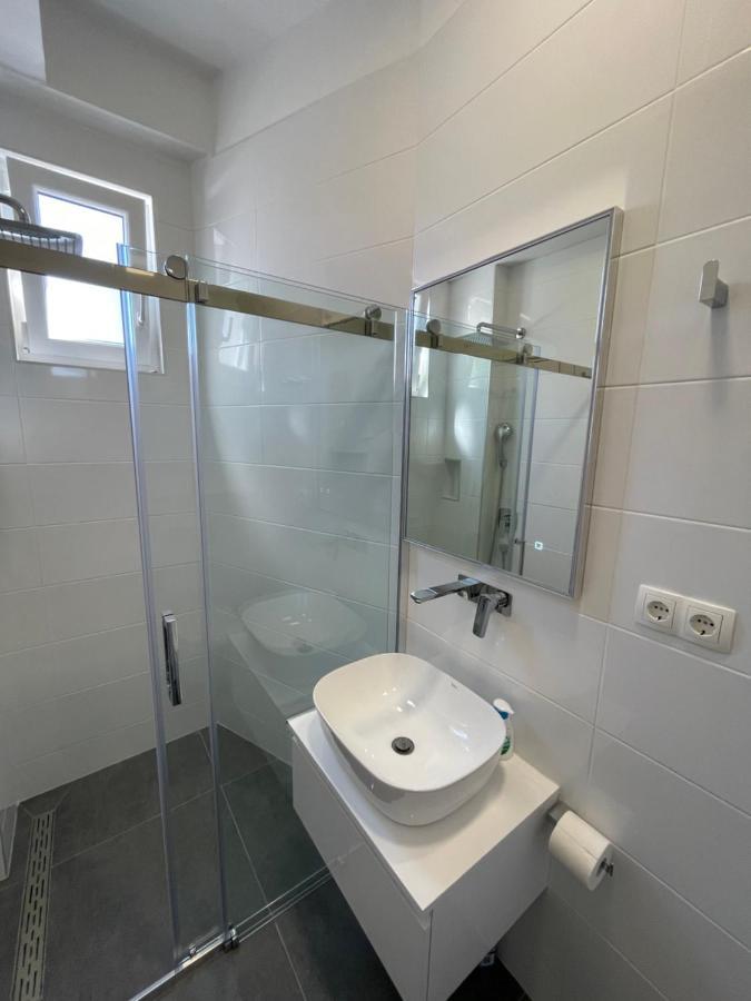Apartmani Jasminka Vodice Exteriör bild